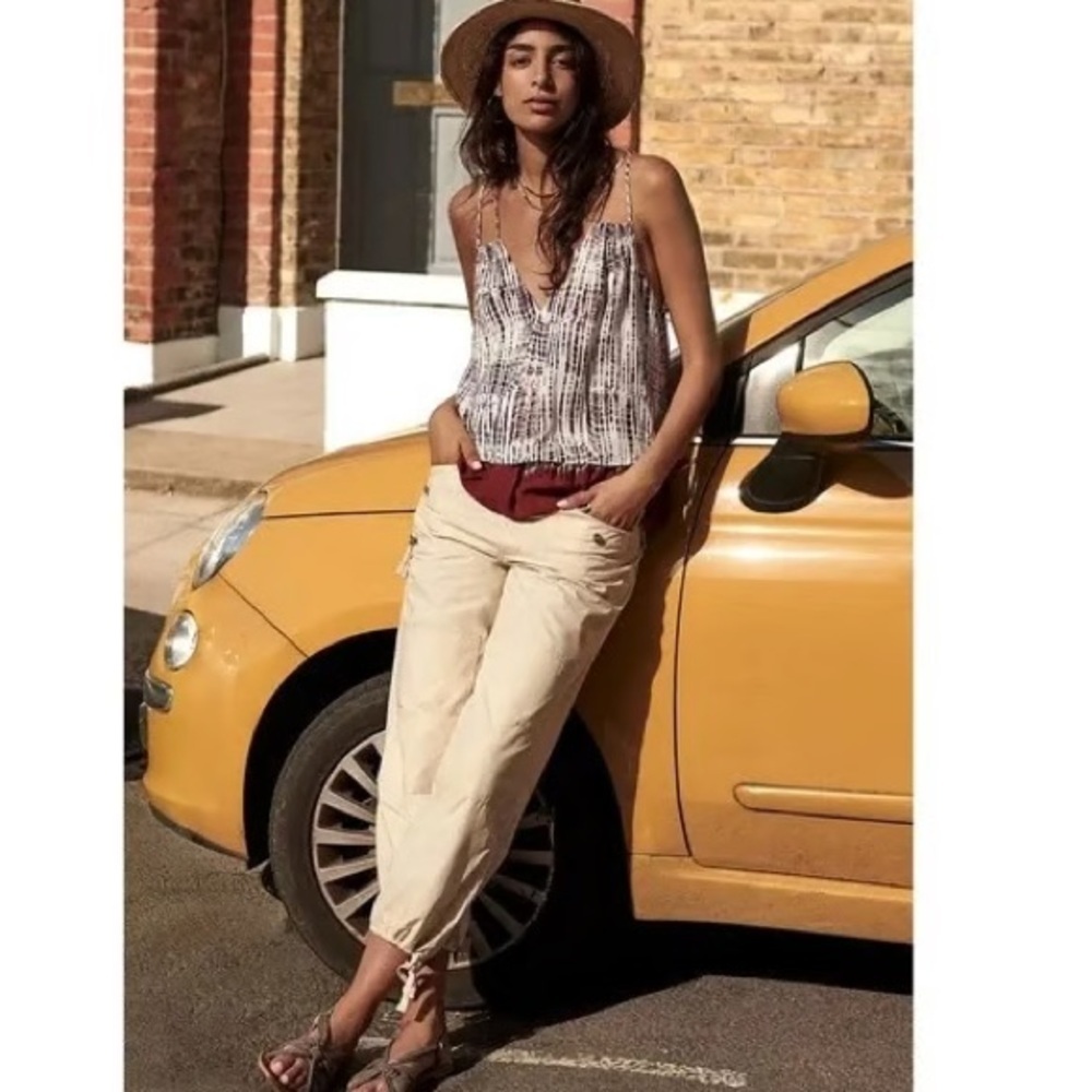 Anthropologie Utility Cargo Pants Size 26 | Beige Cropped Drawstring Hem - Picture 9 of 9